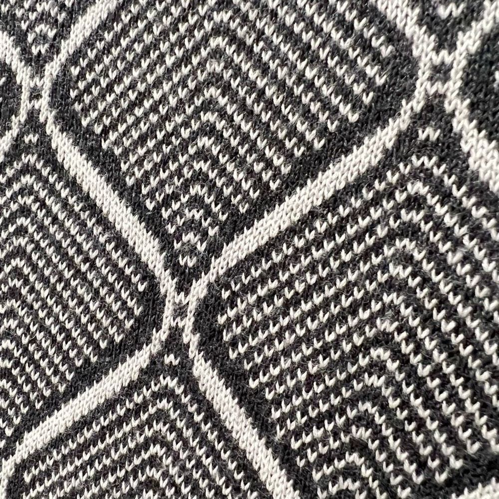 J.Mclaughlin Grey Patterned Front Zip Knit Sweate… - image 5